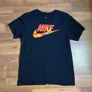 Nike Graphic T Shirt Mens S Black Orange Camo Short Sleeve Cotton Crew Neck